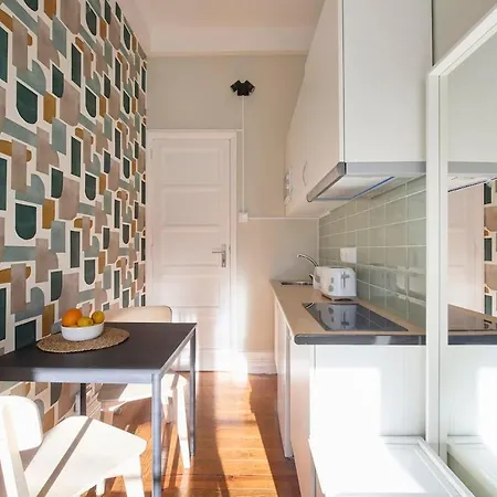 Cozy Marques De Pombal Apartamento Lisboa